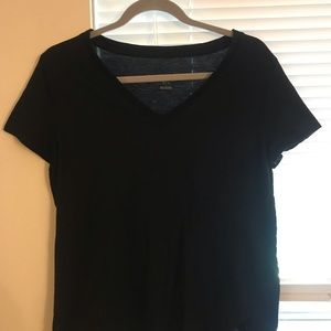 Black tee